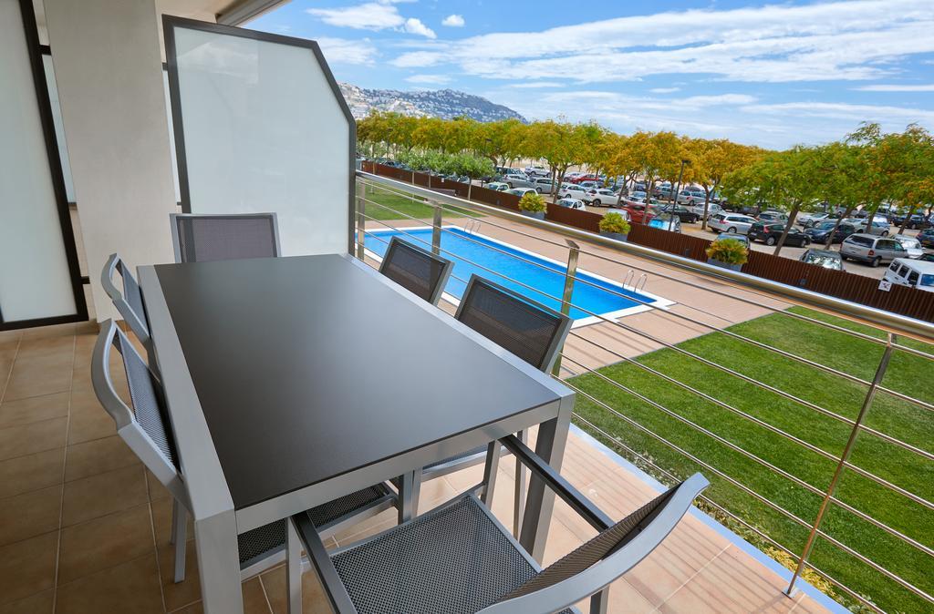 Apartaments Terraza - Salata Mar روساس المظهر الخارجي الصورة